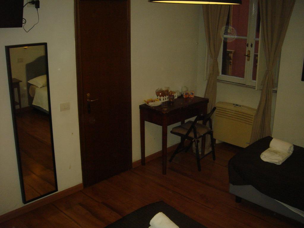 Bed & Breakfast Flavia 84 Рим Номер фото